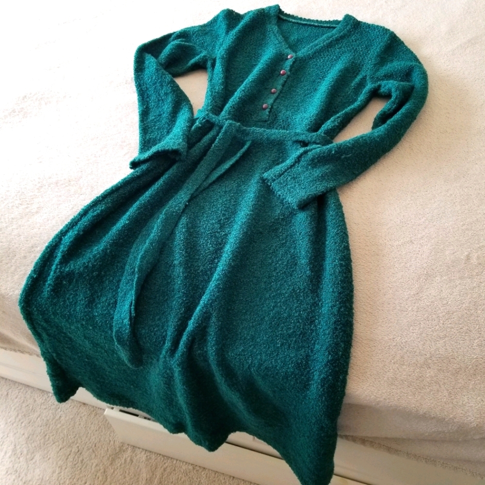 Emerald Green Boho Knit Dress from Altered Carbon